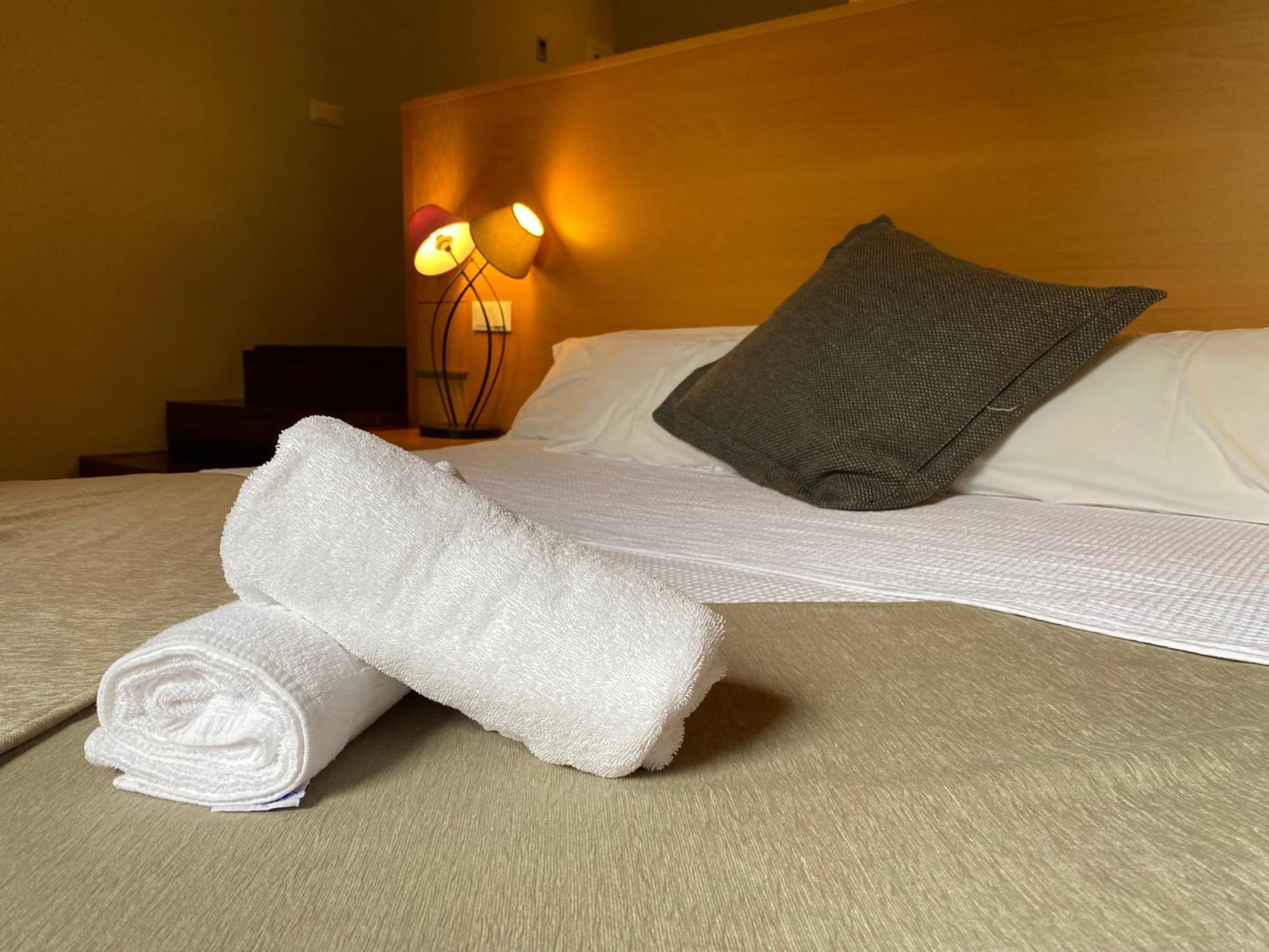 Hostatgeria De Poblet Hotel Kültér fotó