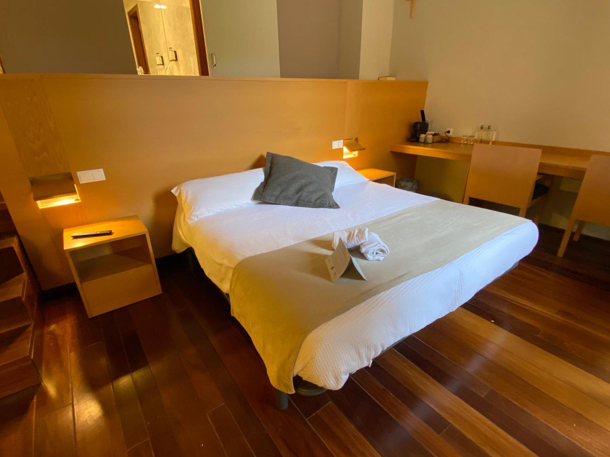 Hostatgeria De Poblet Hotel Kültér fotó
